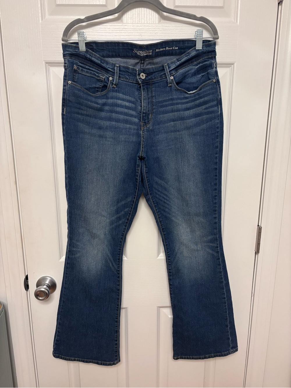 Signature by Levi Strauss Women's Dark Blue Boot Cut Jeans